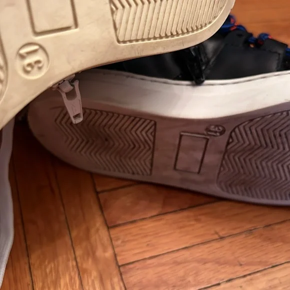 Dsquuared 2 , Sneakers 2 pair Italy Kids size 31 white Black - Picture 5 of 12